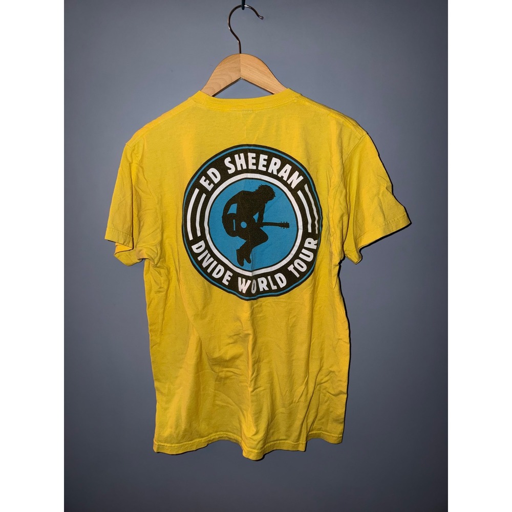 Ed Sheeran Divide World Tour Yellow Graphic T-Shirt Mens Large Concert Tee